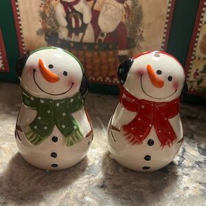 Festive Snowman Salt and Pepper Shaker Set - Red and Green